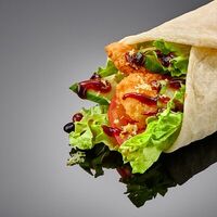 Ролл с креветкой в KARL