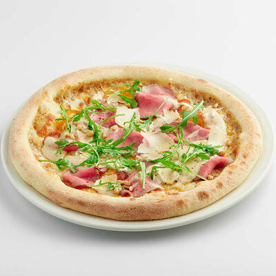 Пицца с сыром чеддер и ростбифом тоннато в Марчеллис по цене 850 ₽