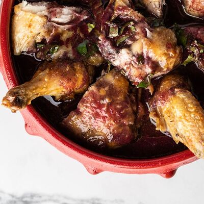 Цыпленок под ежевичным соусом в Sesilia по цене 1290