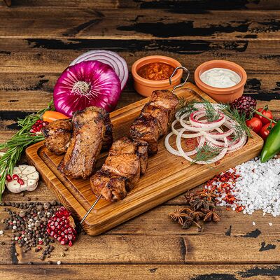 Шашлык из cвинoй шеи в Люблю мясо по цене 460 ₽
