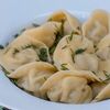 Пельмени с говядиной, жареным беконом и грибной поджаркой в Чемодан по цене 15
