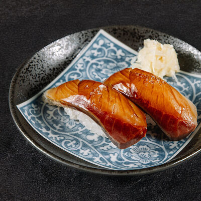 Нигири Хамачи в Self Edge Japanese по цене 1700 ₽