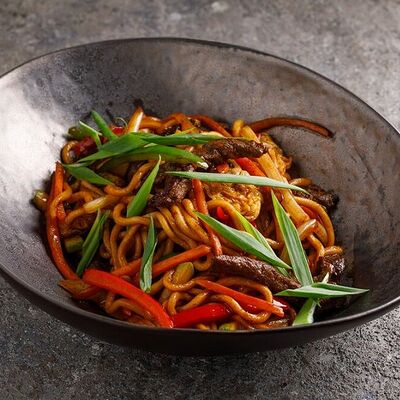 Лапша Чао Мин с говядиной в Маймун по цене 690