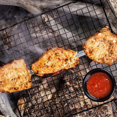 Шашлык из свиной спинки в 7 небо по цене 629 ₽