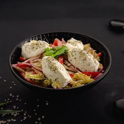 Салат Адлерский в Ёжкин ролл по цене 559 ₽