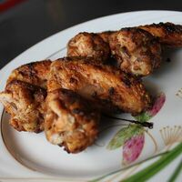 Крылышки куриные на углях в Дымофф
