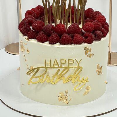 Торт фисташка-малина в Kissberry по цене 13000 ₽