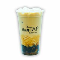 Жасминовый чай с молоком и карамельной тапиокойв The TAP Bubble Tea