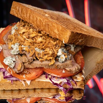 Сэндвич Beef в Horosho Sandwich bar по цене 590 ₽