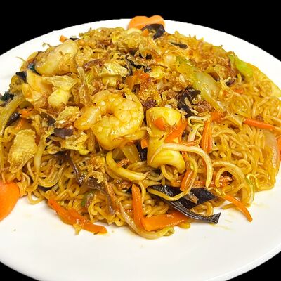 Ми Том вок с морепродуктами Mi Tom Xao Hai San в ФоБо-ТомЯм по цене 749 ₽