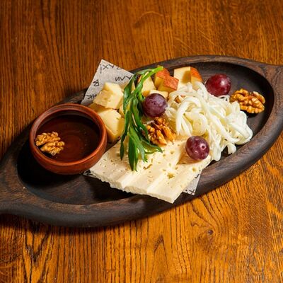 Вах! Сырное ассорти в Вах!Хинкали по цене 860 ₽