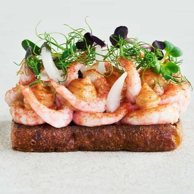 Бутерброд с креветками и томатным майо в Рыбку съесть по цене 479 ₽