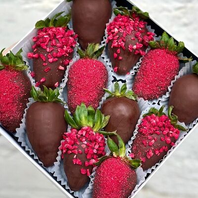 Клубника в темном шоколаде Dark Berry S в Verria Chocolate - клубника в шоколаде по цене 1990 ₽
