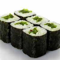 Ролл с чукой в Бандзай sushi