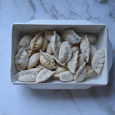 Замороженные вареники с сыром в Сметана на Б. Садовой по цене 709 ₽