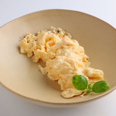 Скрембл из трёх яиц в АВЛИ бистро по цене 270 ₽