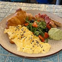 Сицилийский завтрак в Iris