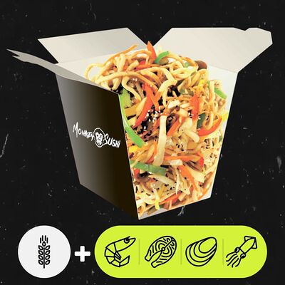 Wok пшеничная удон с морепродуктами (креветка, лосось, кальмар, мидии) в Monkey Sushi по цене 580 ₽