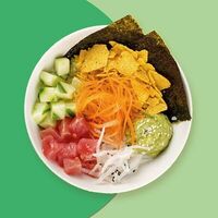 Поке с тунцом маракуйя в Bali Bowl
