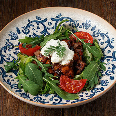 Теплый салат с языком в Курагадиван по цене 530