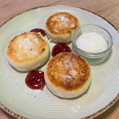 Сырники классические в Чайханакебаб по цене 465 ₽