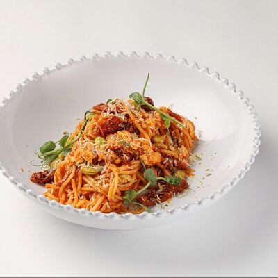 Паста с цыпленком в Coffee Boom по цене 900 ₽