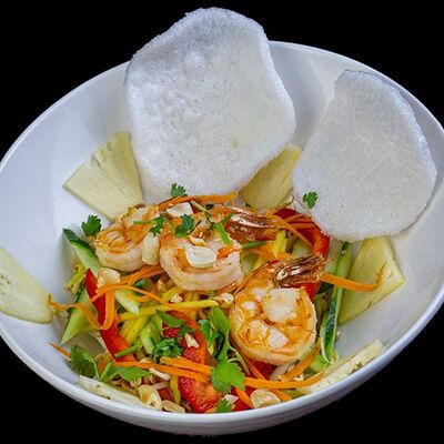 Салат с курицей в Фо вьет по цене 510 ₽