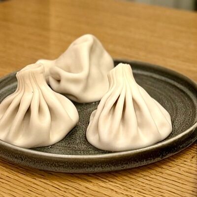 Квари с сыром сулугунив Кинза и Руккола по цене 380 ₽