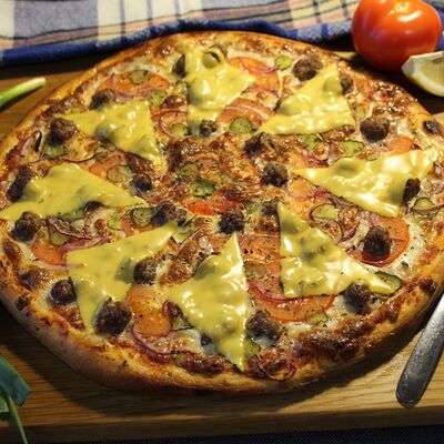 Пицца Лючия в Ямато по цене 1280 ₽