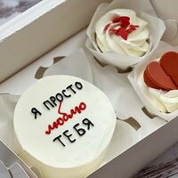 Бенто торт и 2 капкейка в Valery Sweets