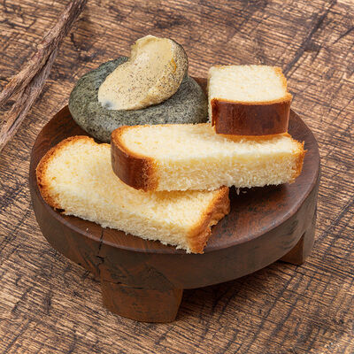 Молочный хлеб с масломв Айна по цене 1880 ₽