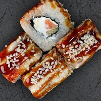 Дракон в Суши-бар Сакура
