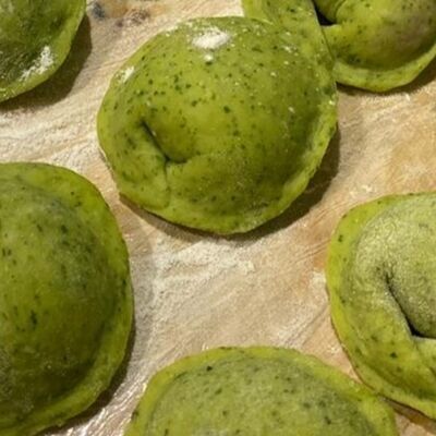 Пельмени из шпинатного теста с семгой и судаком в КафеПельмешкин дворик по цене 1950 ₽