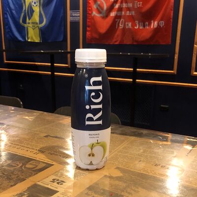 Сок Rich яблочный в ПРАВДА БАР по цене 150 ₽