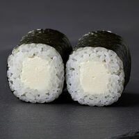 Чиз хосомаки в ОЛИО пицца и суши