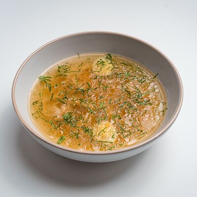 Янд. Куриный суп с индейкой и итальянской пастой орзо в NoSugar bakery по цене 760 ₽