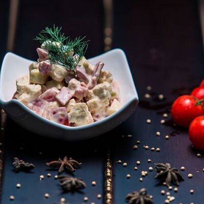 Салат Смак в Чайхана Чорсу по цене 389 ₽