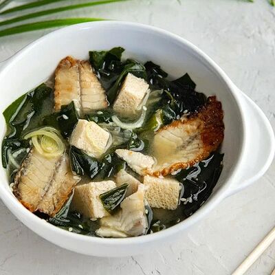 Мисо суп с угрем в Суши-бар Тунец по цене 479 ₽