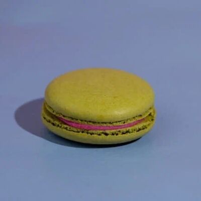 Макарун Фисташка-малина в Пекарня Буханка по цене 129 ₽