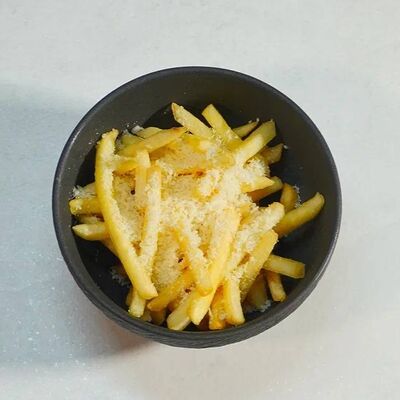 Картофель фри с кетчупом в Edateca по цене 350 ₽