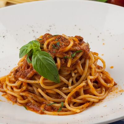 Спагетти Болоньезе в Кукумбер по цене 260