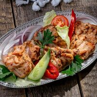 Шашлык из куриных бедрышек в Хачапури Марико