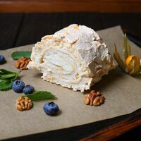 Меренговый рулет Классический в ИТЛЕ Стейк-кафе Halal