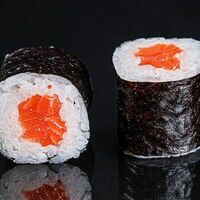 Роллы с лососем в ЛАПША НА сУШИ