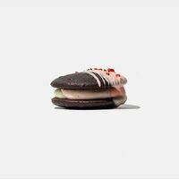 Вупи пай Клубника-лайм в Surf Сoffee