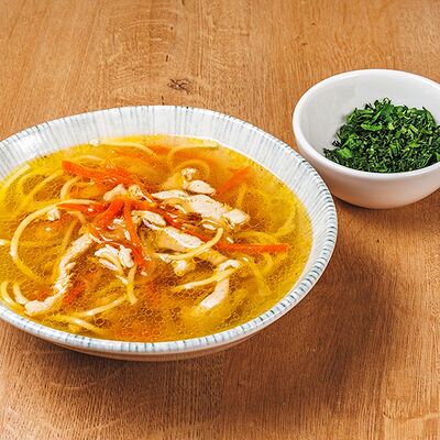 Куриный суп-лапша в Nel tempo по цене 530 ₽