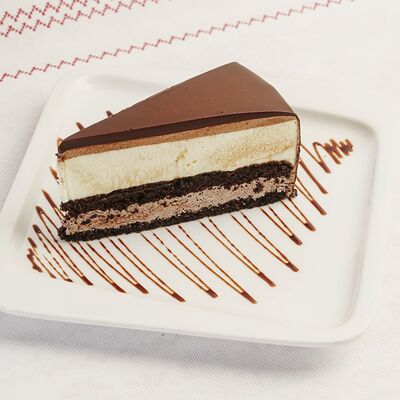 Торт Птичье молоко в Трактиръ Кадриль по цене 462 ₽