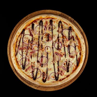 Пицца Цыпленок BBQ в Тайхаку по цене 940 ₽