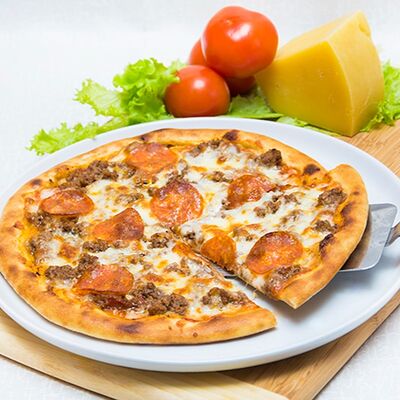 Пицца Болоньезе в Prima Pizza по цене 469 ₽