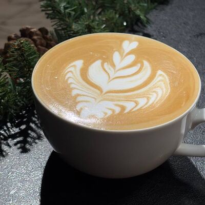 Капучино в Coffee Pit по цене 210 ₽